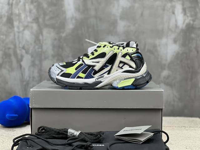 顶级版本 Balenciaga 巴黎世家runner运动鞋 尺码 35 36 37 38 39 40 41 42 43 44 45 46 不含皮运动鞋 网布材质