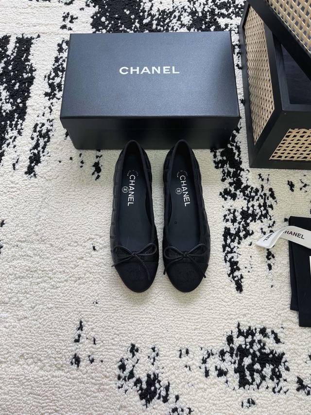 P电绣版面 其他 Chanel 新色芭蕾舞鞋 原版1:1复刻 经典中的经典 无论搭配裤装还是裙装都是完美 小圆头的设计很好的修饰脚型 小仙女们必备 跟高 Cm