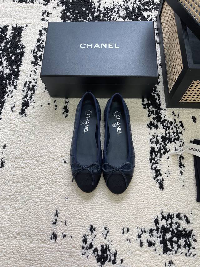 P电绣版面 其他 Chanel 新色芭蕾舞鞋 原版1:1复刻 经典中的经典 无论搭配裤装还是裙装都是完美 小圆头的设计很好的修饰脚型 小仙女们必备 跟高 Cm