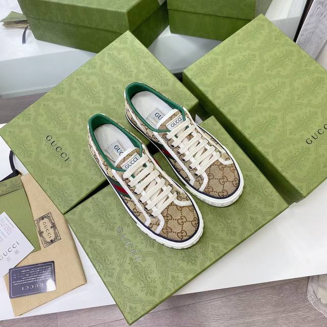 冲量价: Gucci2023走秀新款，抢先力作，独家首发 Gucci Tennis 1977系列，情侣gg专柜同款一比一运动帆布鞋！购入原版1：1复刻，原版t冲