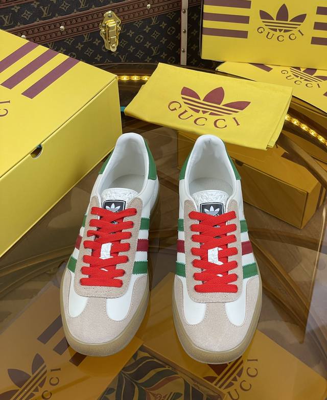 出厂价 Gucci Adida S古驰三叶草 联名款 意大利2022时装周走秀款 德训鞋休闲鞋 独家首发#正确拼接联名鞋盒 内附鞋带 同步专柜#Gucci Ad