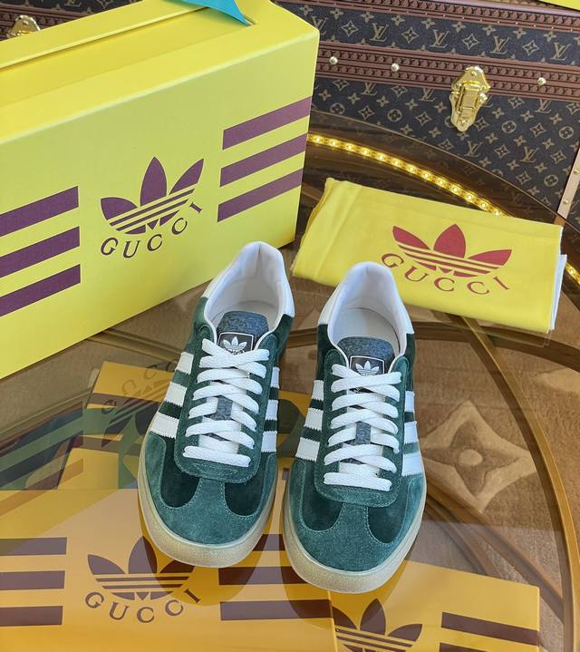 出厂价 Gucci Adida S古驰三叶草 联名款 意大利2022时装周走秀款 德训鞋休闲鞋 独家首发#正确拼接联名鞋盒 内附鞋带 同步专柜#Gucci Ad