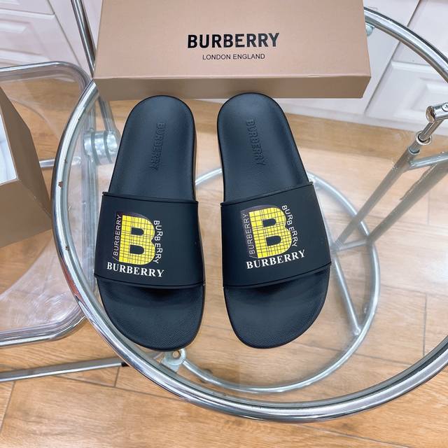 厂价 工厂p现货 Burberry 巴宝莉 拖鞋 Gucci 2024最新款情侣沙滩凉拖鞋一字拖 原版开模双g Logo 原版开模一致 大底：Pu大底 尺码：3