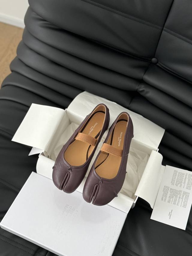 半拖 单鞋 高定品质！Maison Margiela Mm6分趾鞋 Tabi 意产植鞣羊皮！ 欢迎对比 真正的原版大底！ Size:35-40