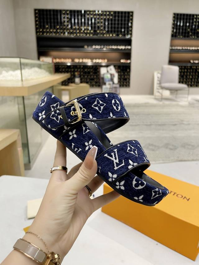 橡胶底 真皮底240 高版本louis Vuitton 路易威登221 独家首售 独家上市 2022春夏最新爆米兰展走秀爆款，原版1：1开发复刻顶级 女款 高版