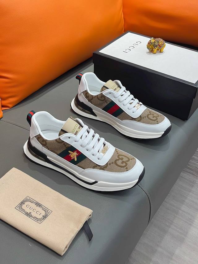 商品名称：Gucci 古驰 正规码数: 38-44 休闲鞋 商品材料：精选 牛皮鞋面，柔软羊皮内里；原厂大底。