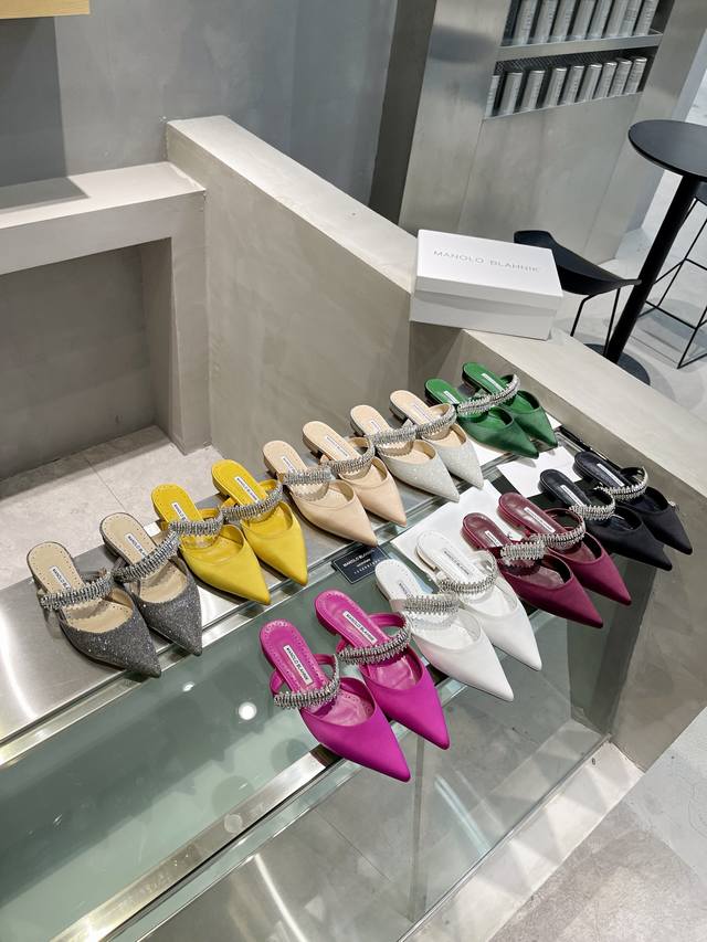 顶级版本 Manolo Blahnik 四季经典款 施华洛世奇水晶丝绸缎面穆勒鞋平跟鞋 Manol* Blahni*莫罗 伯拉尼克尖头绸缎麦穗水钻拖鞋 原版套楦