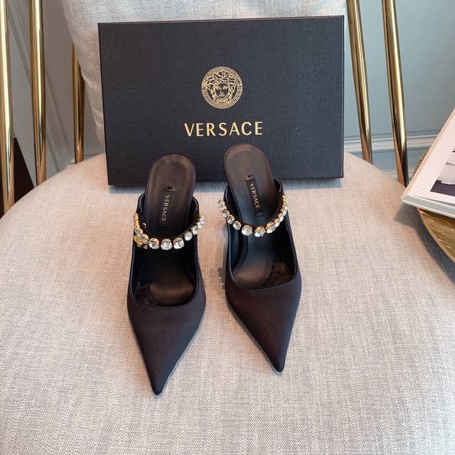 厂批 Versace 最高版本 范思哲 早春新款真丝水钻尖头高跟鞋 _______________________________ 海外热销冠军 Yb一致原鞋开