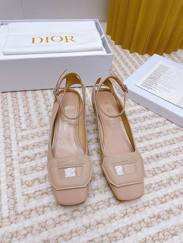 出厂 Dior 迪奥 2023春夏最新时装秀高定day系列复古罗马风果冻色娃娃女鞋 Cd字母logo方扣高跟拼色凉拖鞋 粗跟方头玛丽珍芭蕾舞鞋 原版开发顶级高端