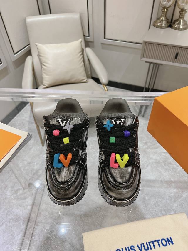 顶级版本 Louis Vuitton 复刻版 Lv24秋冬新款 淋胶胖丁胖嘟嘟 Trainer运动鞋板鞋 情侣款 35-45