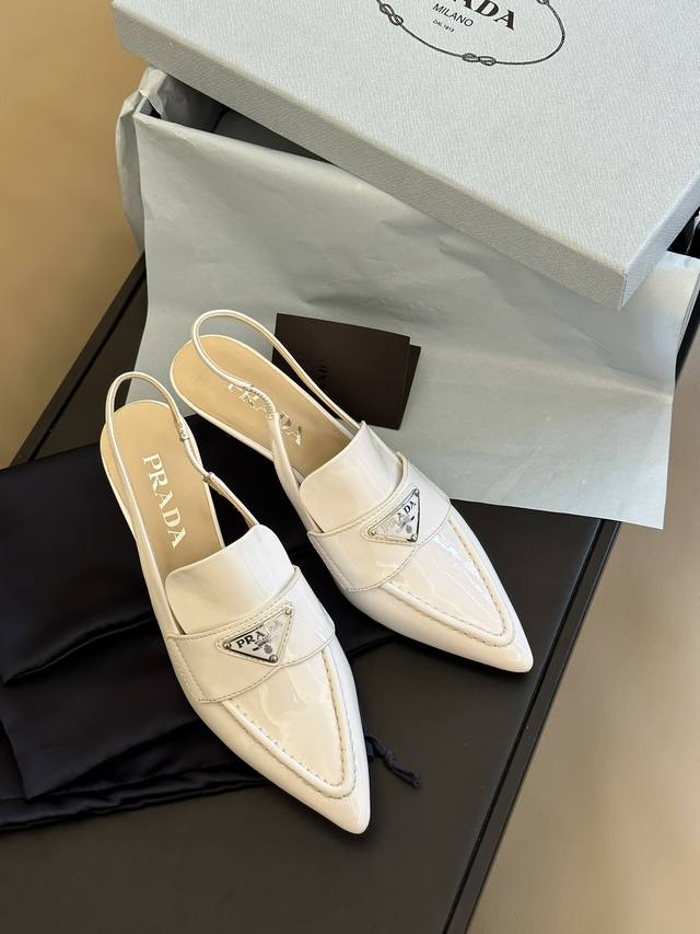 顶级版本 Prad A Ss23 New Arrival～ P家2023 三角标 Slingback 精致优雅，刚刚好的高度，脚感满分 漆皮鞋面 羊皮内里，牛皮