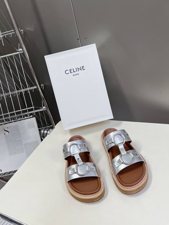 Celine 思琳代级别 春夏新品凯旋门复古罗马凉鞋拖鞋 进出专柜无压力，重工版，拒绝一眼假low货 原版楦型，调试n次、这款上脚绝对vintage复古风味十足