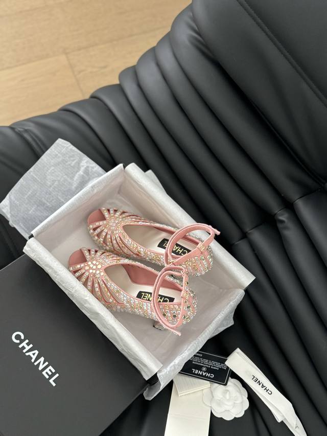 Chanel 24C水钻防水台高跟鞋 超豪华单品！正品4W 水台高度2.5Cm 后跟高度11.5Cm 鞋面麂皮拼钻 牛皮 内里羊皮 真皮大底 Size:35-3