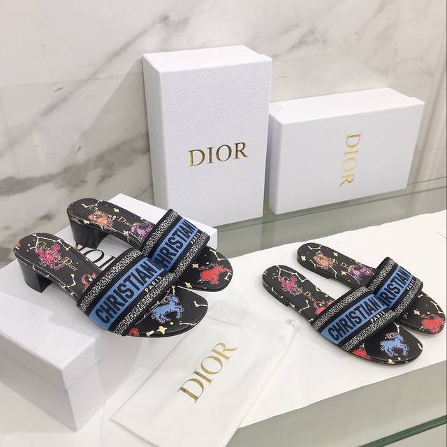 平底 高跟 Dior ~D家2023新款女拖鞋 ，字母logo立体刺绣凉鞋 鞋面：鞋面原版一致高温水溶棉质电绣科技面料 内里：水染羊皮内里 大底：意大利真皮大底