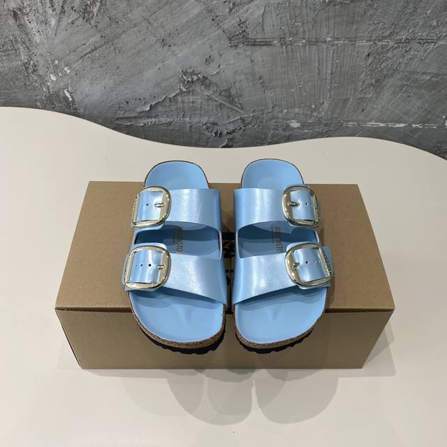 Birkenstock 系带包头半拖这两个品牌刚出联名我就心动了，代购找很久才买到货，真的一鞋难求，真的超级好看，姐妹们给我冲码数:35-40