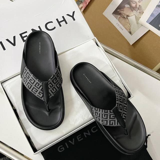 顶级版本： Givenchy纪梵希 夹脚 一字拖 交叉凉鞋 厚底 拖鞋 沙滩鞋 原版购入开发 做货 2024夏季新款黑马单品,海内外时尚博主纷纷上脚大秀，火遍海