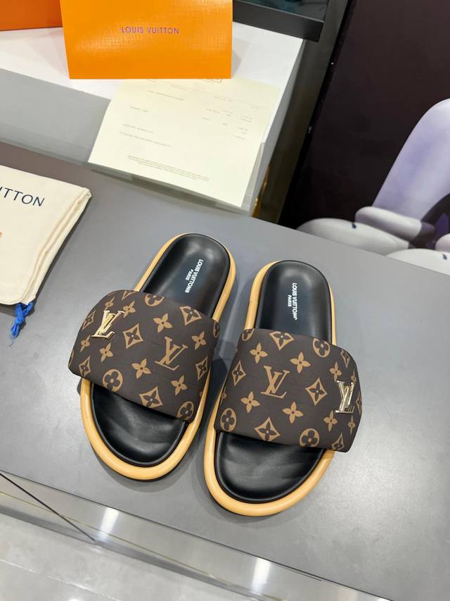 橙子出厂价 Louis Vuitton 路易威登 Lv魔术贴拖鞋 凉拖 情侣款 码数：35-45