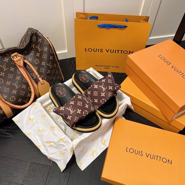 橙子出厂价 Louis Vuitton 路易威登 Lv魔术贴拖鞋 凉拖 情侣款 码数：35-44