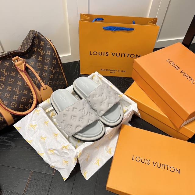 橙子出厂价 Louis Vuitton 路易威登 Lv魔术贴拖鞋 凉拖 情侣款 码数：35-44