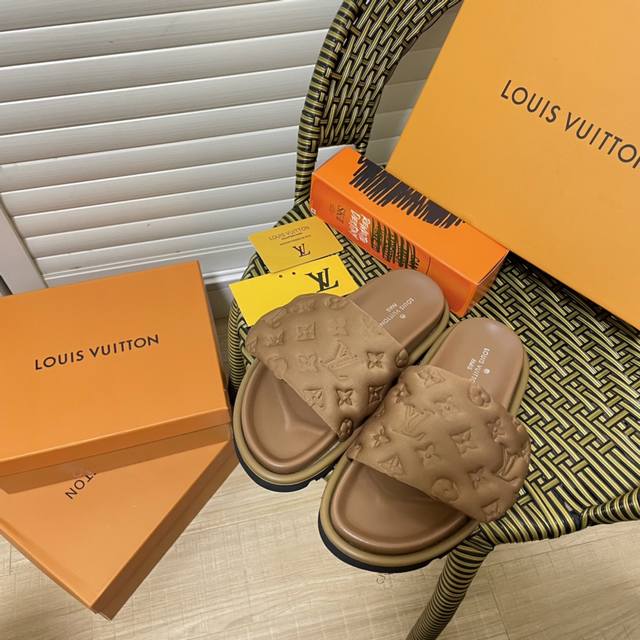 橙子出厂价 Louis Vuitton 路易威登 Lv魔术贴拖鞋 凉拖 情侣款 码数：35-44