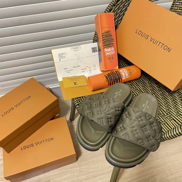 橙子出厂价 Louis Vuitton 路易威登 Lv魔术贴拖鞋 凉拖 情侣款 码数：35-44