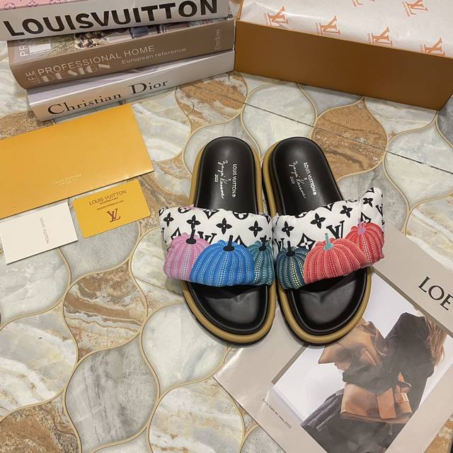 橙子出厂价 Louis Vuitton 路易威登 Lv草间弥生联名款 魔术贴拖鞋 凉拖 情侣款 码数：35-44