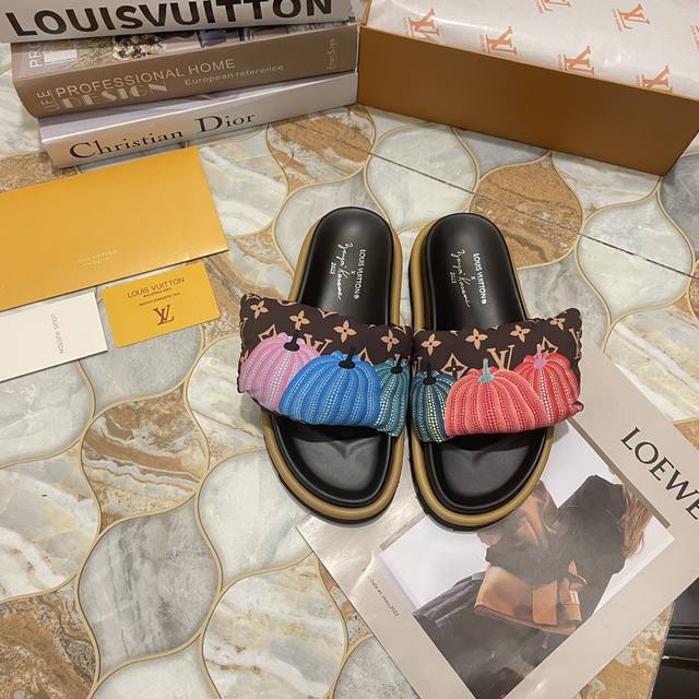 橙子出厂价 Louis Vuitton 路易威登 Lv草间弥生联名款 魔术贴拖鞋 凉拖 情侣款 码数：35-44