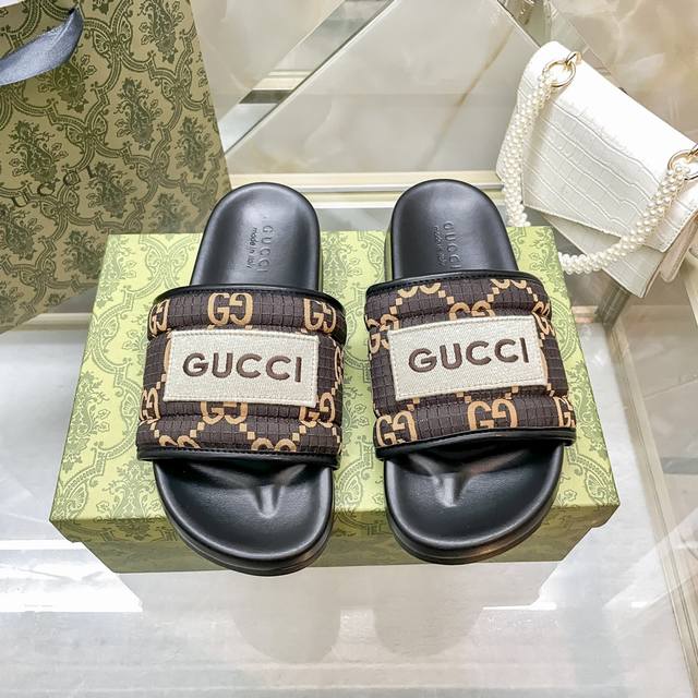 Gucci 古驰2024顶级专柜 情侣新款 官网上新 独家首发 古驰 24Ss-字母面包拖 厚底拖 夏天拖 凉拖 欧版购入 顶级复刻 早春情侣穿搭 小红