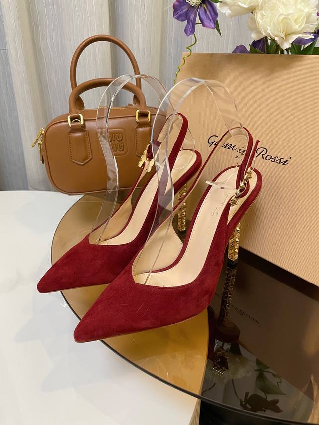 Gr Gianvito Rossi 高跟鞋，意大利米兰秀场奢侈品牌 Gr匠心工艺，秉承意大利工艺，设计理念：女人味、摩登范儿、优雅调子风格独异，鲜艳的颜色和讲究