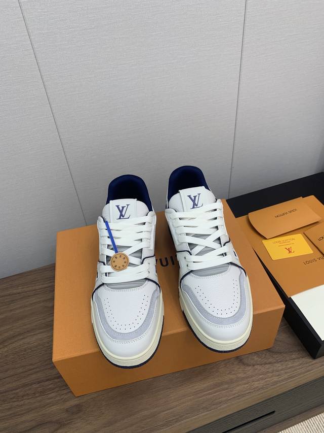 Louis Vuitton 路易威登 Trainer Sneaker 时尚百搭低帮休闲板鞋 男女同款 飞机盒 顶级版本 胖嘟嘟 牛仔布拼皮 情侣感情杠杠款 码数