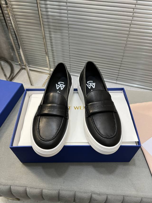 出厂 Sw Maverick Soho Loafer 早秋新款厚底学院风乐福鞋 面料：进口麂皮 内里：羊皮 大底：原版橡胶防滑底 Size：#35-41 40