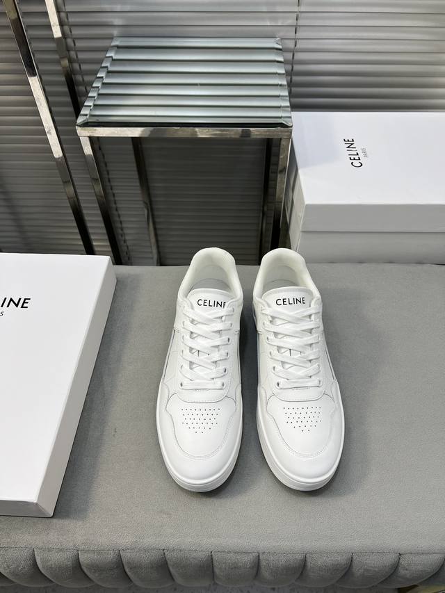 出厂 赛琳celine2024早春新款噻琳厚底运动鞋，经典再现街头朋克风休闲时尚百搭款，任何时候款式衣裤 任何时候场合都可以让你百搭无忧。各时尚明星 博主 网红