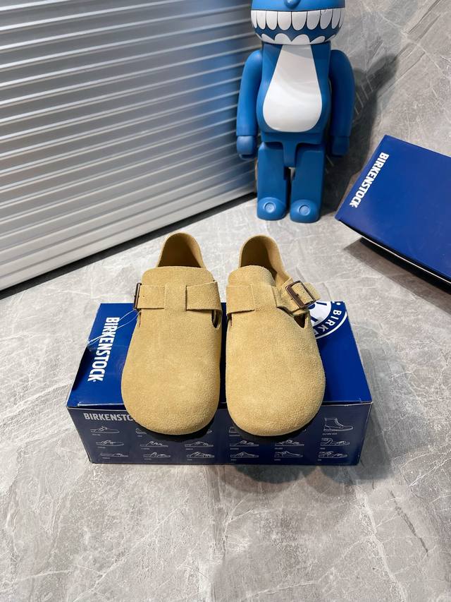 出厂 Birkenstock 博肯全包单鞋 常规版 产品全面升级！软木脚床更舒服，垫脚皮全部机器压贴上去的，细节效果做到更好。扣子全部改成卡钉锁死的，永不脱落。