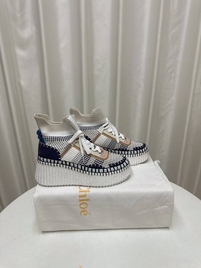 2054春夏chloe 克洛伊nama Sneaker彩虹系列运动鞋、容祖儿和孙怡宋茜明星同款、原材料是可再生物料制作、全手工缝马克线、肉眼可见皆是手工制造、环