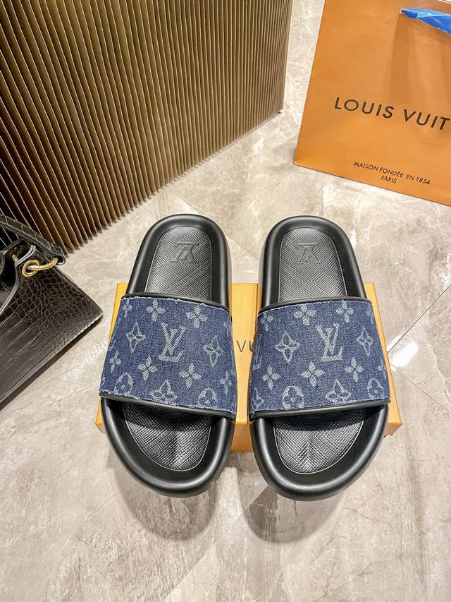 橙子出厂价 Louis Vuitton 路易威登 Lv夏季新款 情侣款一字拖鞋 男女同款 颜色：7个颜色 码数：36-46