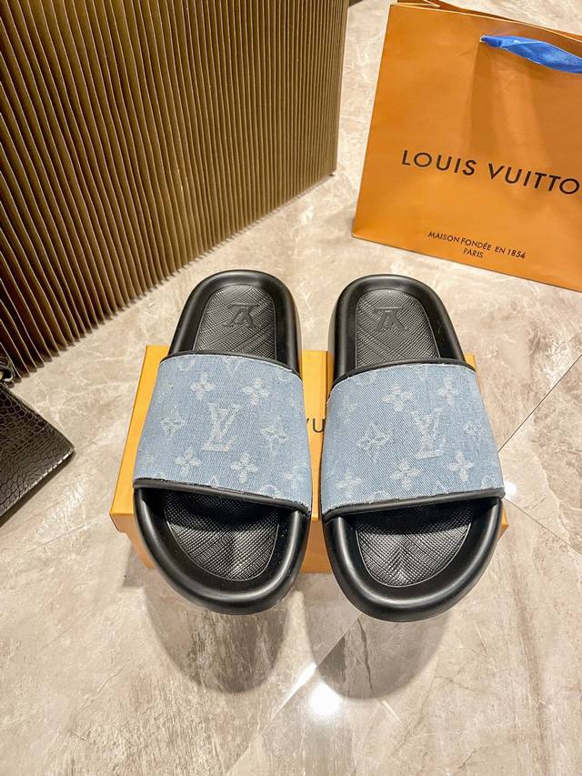 橙子出厂价 Louis Vuitton 路易威登 Lv夏季新款 情侣款一字拖鞋 男女同款 颜色：7个颜色 码数：36-46