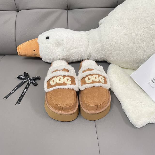 出厂： Ugg 2025顶级专柜 早春新款 官网上新 全球首发 Ugg25Ss-新澳洲厚底羊羔毛拖 Ugg胖丁厚底拖 胖丁 Ugg 小红书推荐 早春穿搭 明星同