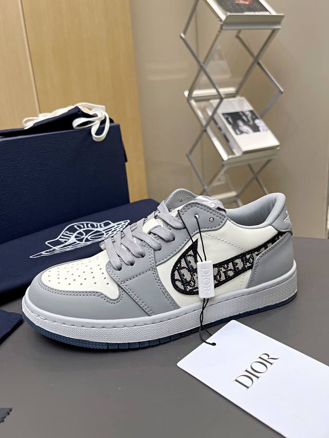 冲量价: 男款+10 顶级版本耐克air Jordan 1 High Og Dior“迪奥联名”Aj1限量款，全新联名款选择了air Jordan1High为基