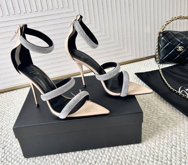 giuseppe Zanotti Gz2024新款水钻三带高跟凉鞋 跟高:10.5Cm 正码:35-39订做40.41.42