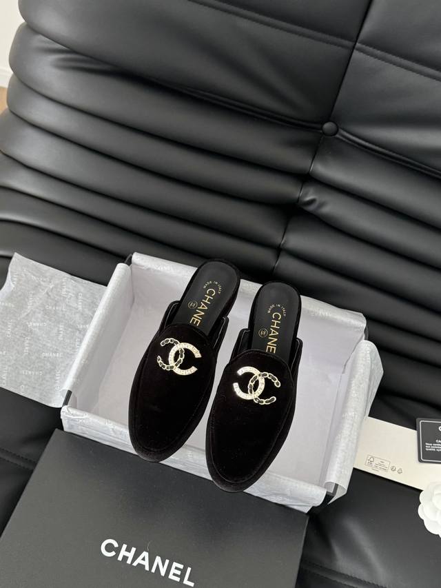 单鞋 半拖 Chanel 25C新款双c乐福鞋 高级手工系列 鞋面牛皮 天鹅绒 内里羊皮 真皮大底 Size:35-39 其他码数定