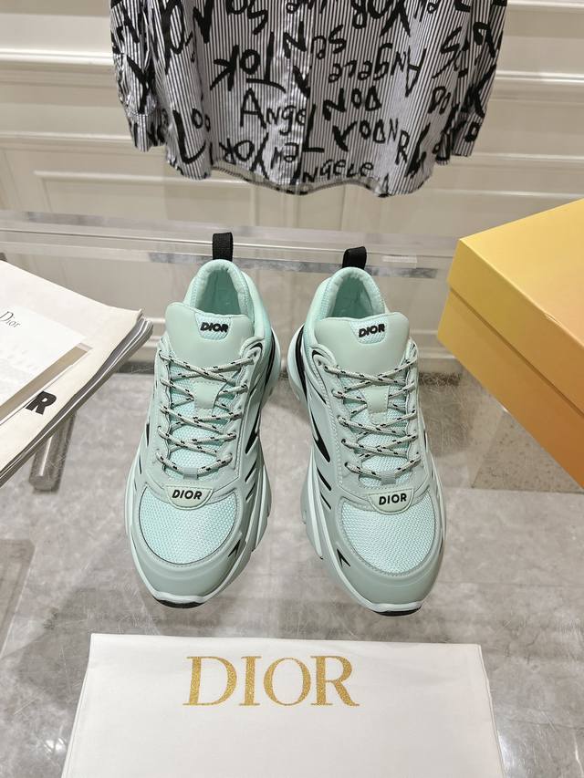 出厂 顶级版本dior 联名汉密尔顿 2025早春新款b44 Blade 情侣款运动鞋 原版一比一复刻购入多双原版开发唯一正确对版 全球限量发售888双周杰伦同