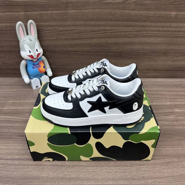 顶级版本猿人头a Bathing Ape Sta 经典潮流 时尚板鞋 男女同款 Bape 作为著名的潮流品牌，Bape Sta 也带有浓厚的潮流感，受到许多潮流