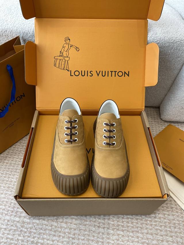 官网同步盒包装 Louis Vuitton 24秋冬 Lv 路易威登秋冬新款复古厚底鞋 玛丽珍 可爱十足非常减龄，完全不害怕显腿短，穿上后显得腿又瘦又直，超级推