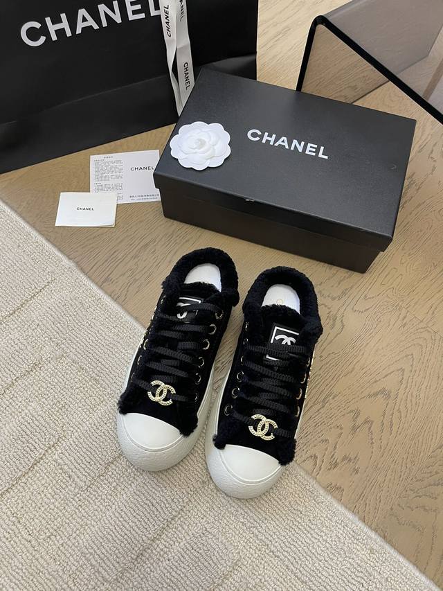 chanel 24P新款大头饼干鞋 原版开发顶级版本 鞋面正品一致 内里羊皮 Tpu大底 非普通版本橡胶大底 Size:35-39 其他码数定做