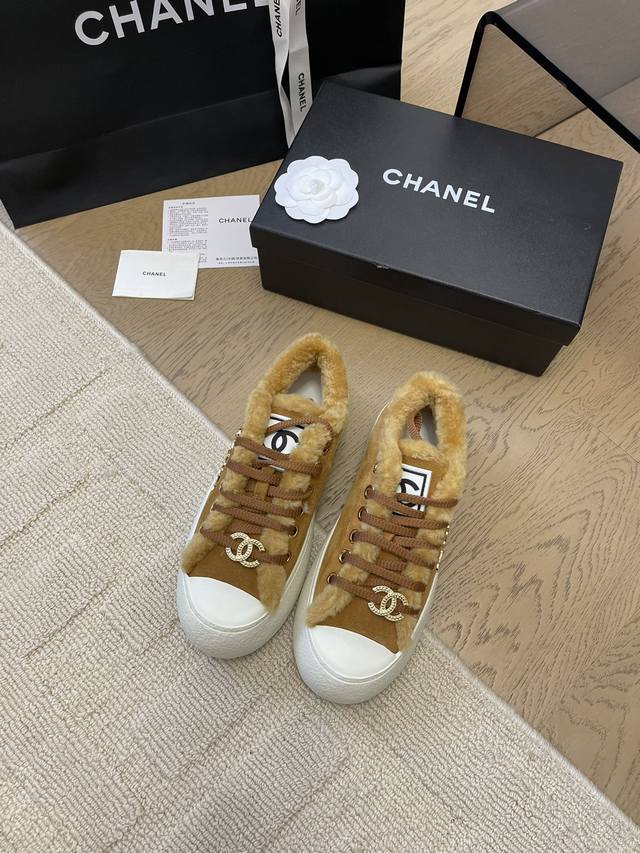 chanel 24P新款大头饼干鞋 原版开发顶级版本 鞋面正品一致 内里羊皮 Tpu大底 非普通版本橡胶大底 Size:35-39 其他码数定做