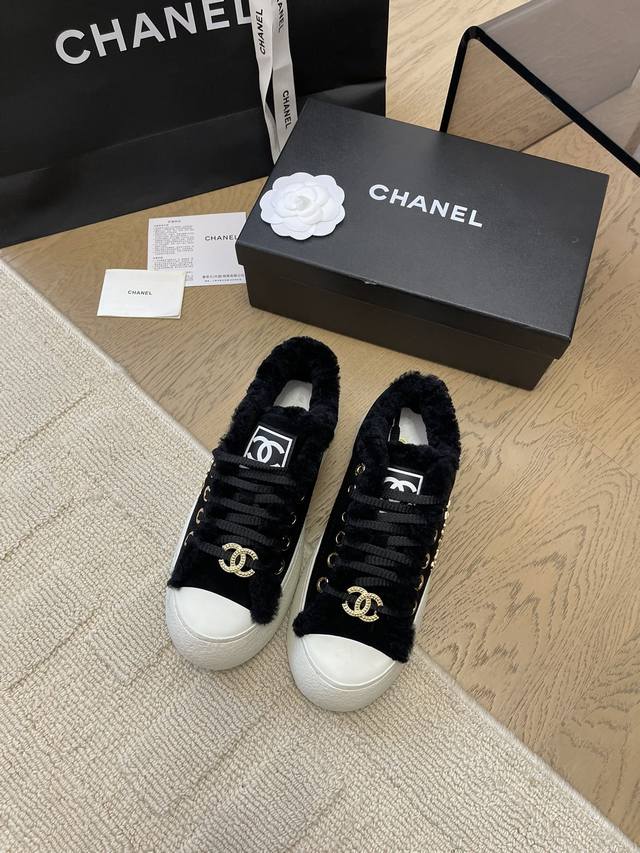 chanel 24P新款大头饼干鞋 原版开发顶级版本 鞋面正品一致 内里羊皮 Tpu大底 非普通版本橡胶大底 Size:35-39 其他码数定做