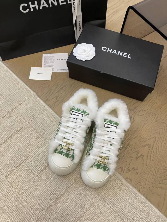 chanel 24P新款大头饼干鞋 原版开发顶级版本 鞋面正品一致 内里羊皮 Tpu大底 非普通版本橡胶大底 Size:35-39 其他码数定做