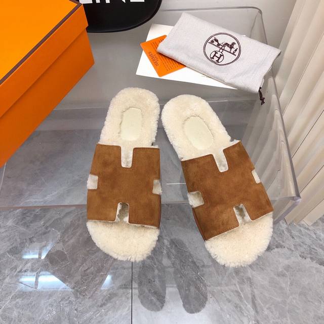 -女 男 Hermes Fw24 New Arrival～ H家2024秋冬 情侣款毛拖 皮毛一体卷糕羊毛材质，超nice 版型是男款h拖衍生过来的，鞋型微宽一