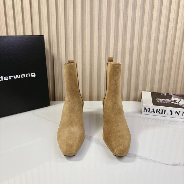 alexanderwang.｜亚历山大王秋冬季新品绝美神仙美靴 _______________________________ 超显腿长，稳赢！御姐风！不俗不素