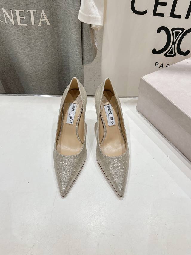 高版本出厂 Jimmy Choo*｜Jc 吉米周2025Ss春夏新款简约尖头格力特高跟鞋单鞋 原版套楦，完美的线条，简约大气上脚显气质粗跟舒适百搭，还能拉长双腿